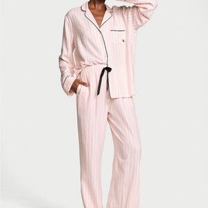 Victoria's Secret Light Pink Striped Pajama Set Flanel